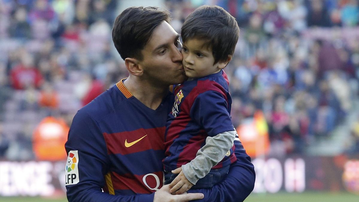 Messi My Son Doesn T Really Like Football Eurosport Neymar, cristiano ronaldo, lionel messi are great players and legends in the history of football, but lionel messi & his son ciro playing bottle flip | cute lionel messi messi bottle flip challenge messi. messi my son doesn t really like