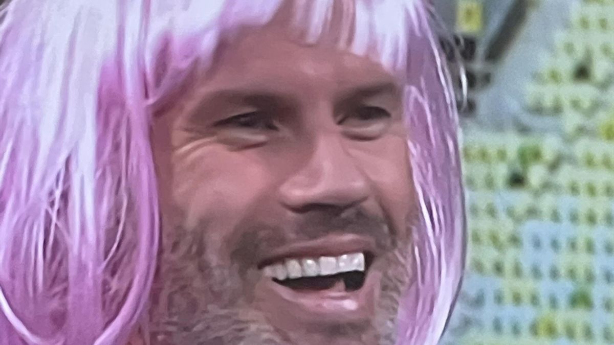 Jamie Carragher donned a pink wig live on air (Credit: CBS)