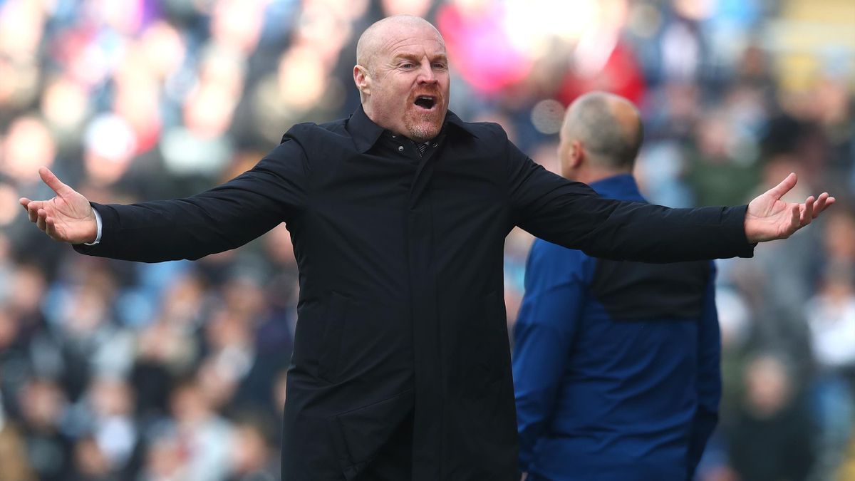 Burnley manager Sean Dyche reacts during the Premier League match between Burnley and Manchester City at Turf Moor on April 02, 2022 in Burnley, England