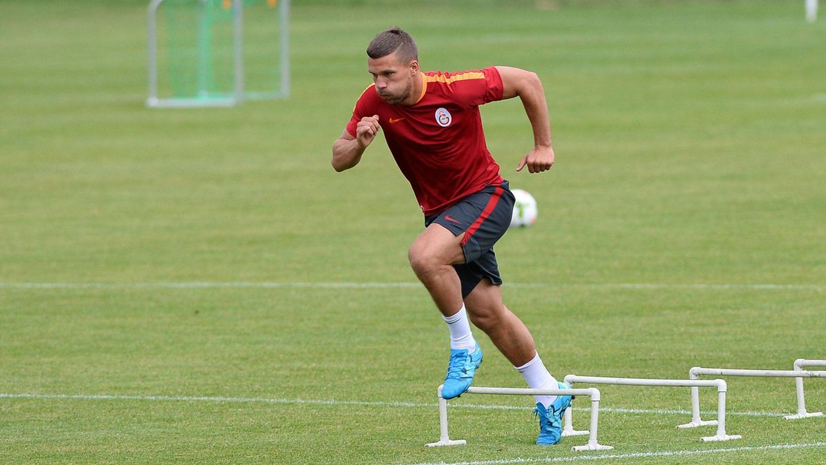 Lukas Podolski, Robin van Persie, Samuel Eto'o: Süper Lig ...