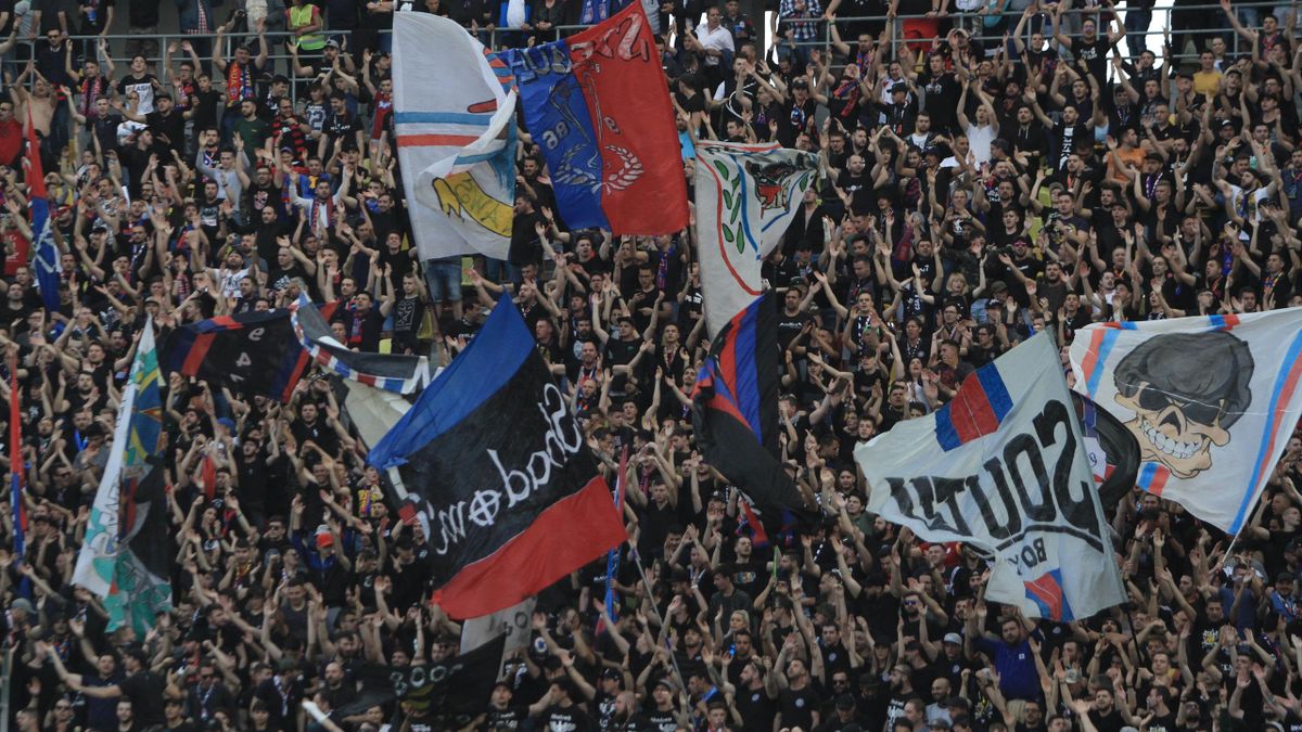 CSA Steaua negociază vânzarea clubului