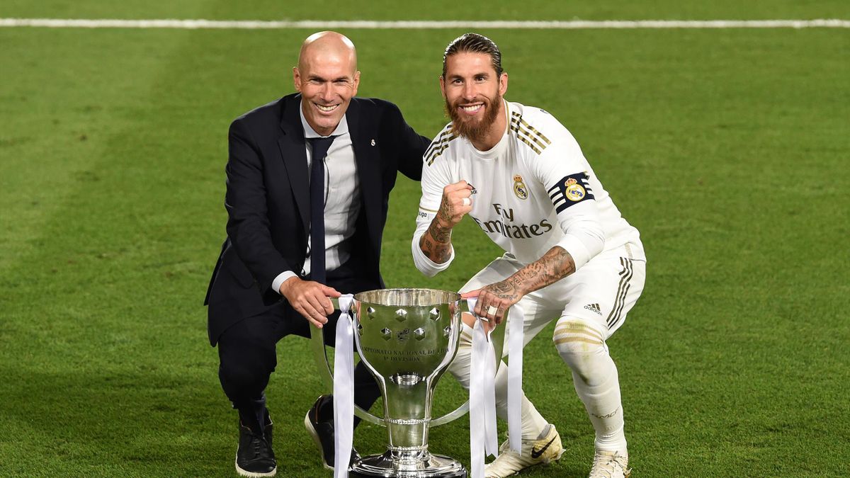 Zinedine Zidane and Sergio Ramos celebrate winning the 2020 La Liga title