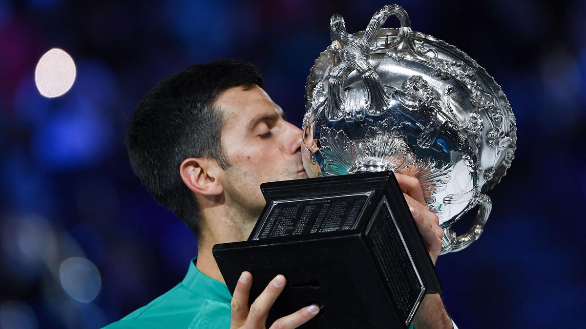 Novak Djokovic roi de Melbourne pour la 9e fois