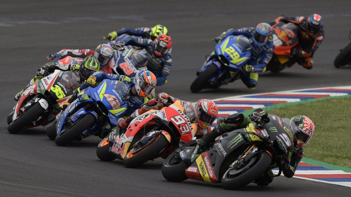 France's biker Johann Zarco (R) rides his Yamaha to finish in second place in the MotoGP race of the Argentina Grand Prix at Termas de Rio Hondo circuit, in Santiago del Estero, Argentina on April 8, 2018.