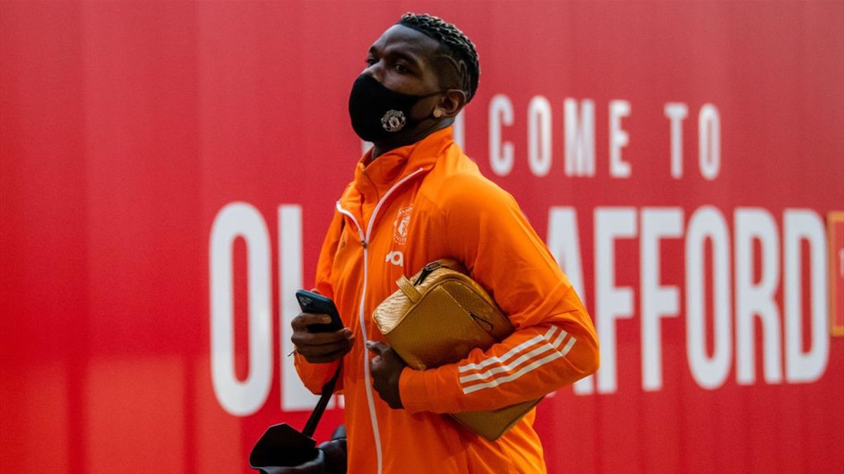 Paul Pogba arrives ahead of Manchester United v Liverpool