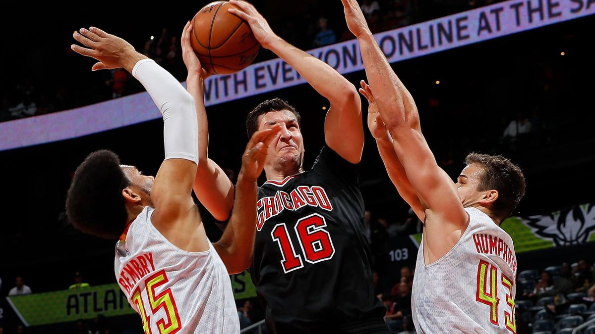 NBA: Paul Zipser schlägt mit Chicago Bulls die Cleveland ...