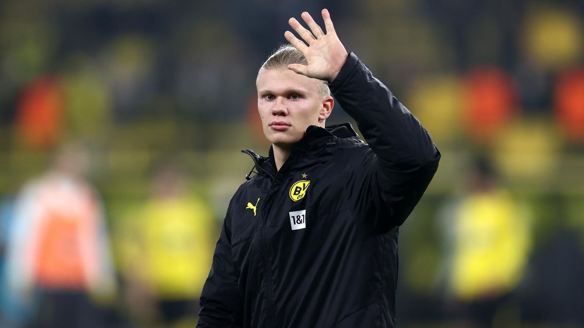 Erling Haaland se 'despide' de la afición del Dortmund