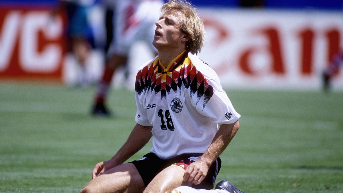Der enttäuschte Jürgen Klinsmann nach dem Aus gegen Bulgarien