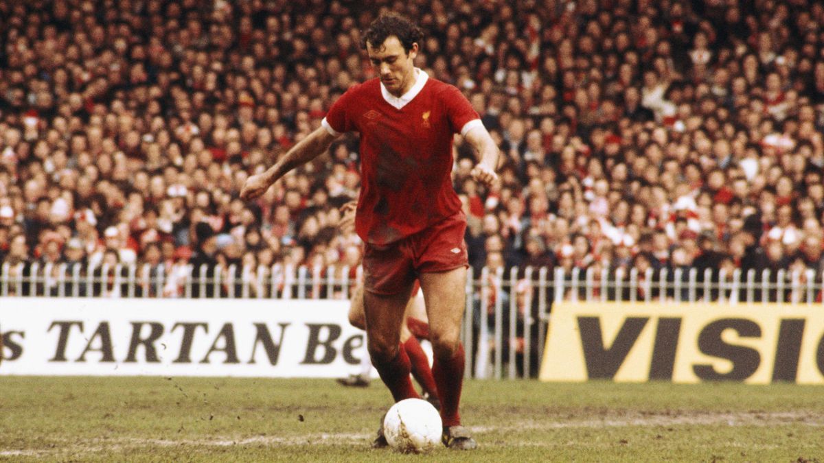 Ray Kennedy sous le maillot de Liverpool en 1977