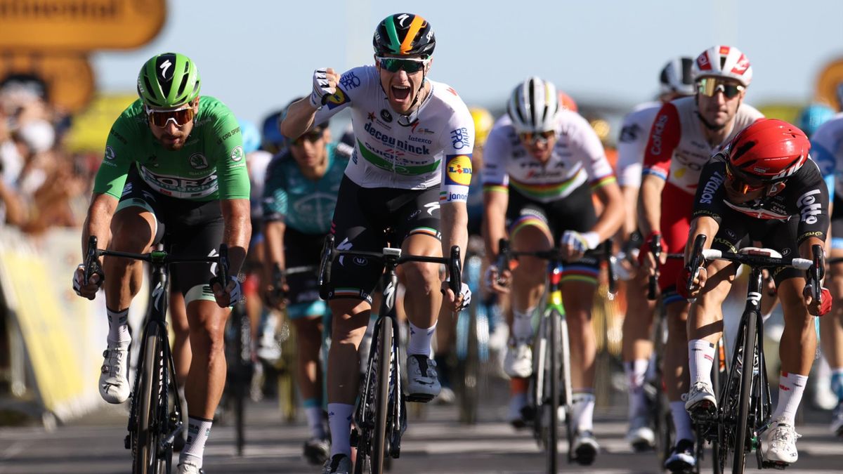 Sam Bennett Prima Victorie Din Carieră In Turul Franței Irlandezul In Lacrimi Eurosport