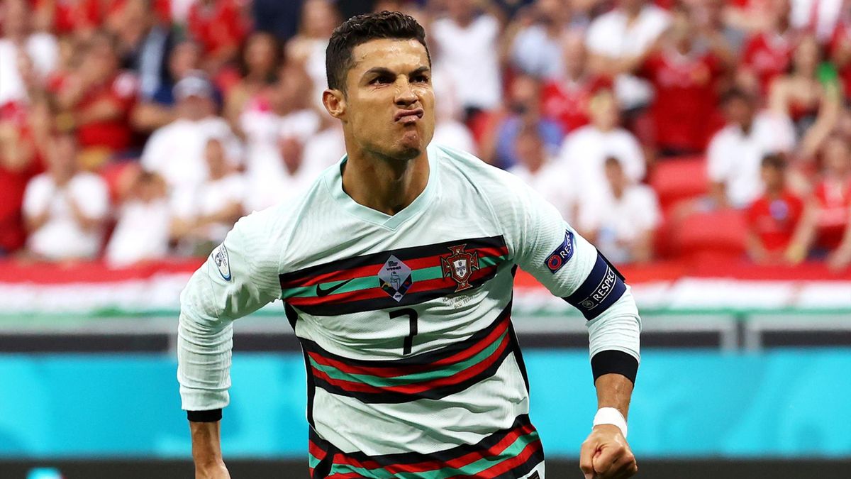 Cristiano Ronaldo esulta per il gol in Portogallo-Ungheria - Europei 2021