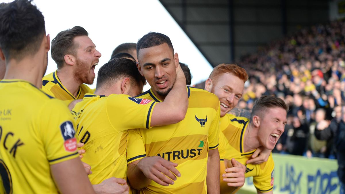 Oxford's Kemar Roofe celebrates scoring their second goal