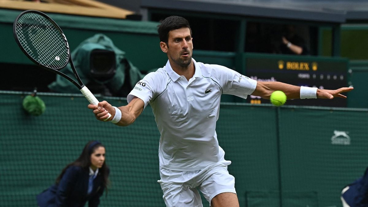 Novak Djokovic útban a címvédés felé