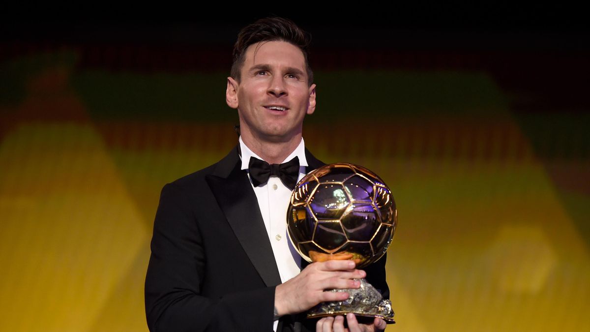 Lionel Messi mit dem Ballon d'Or