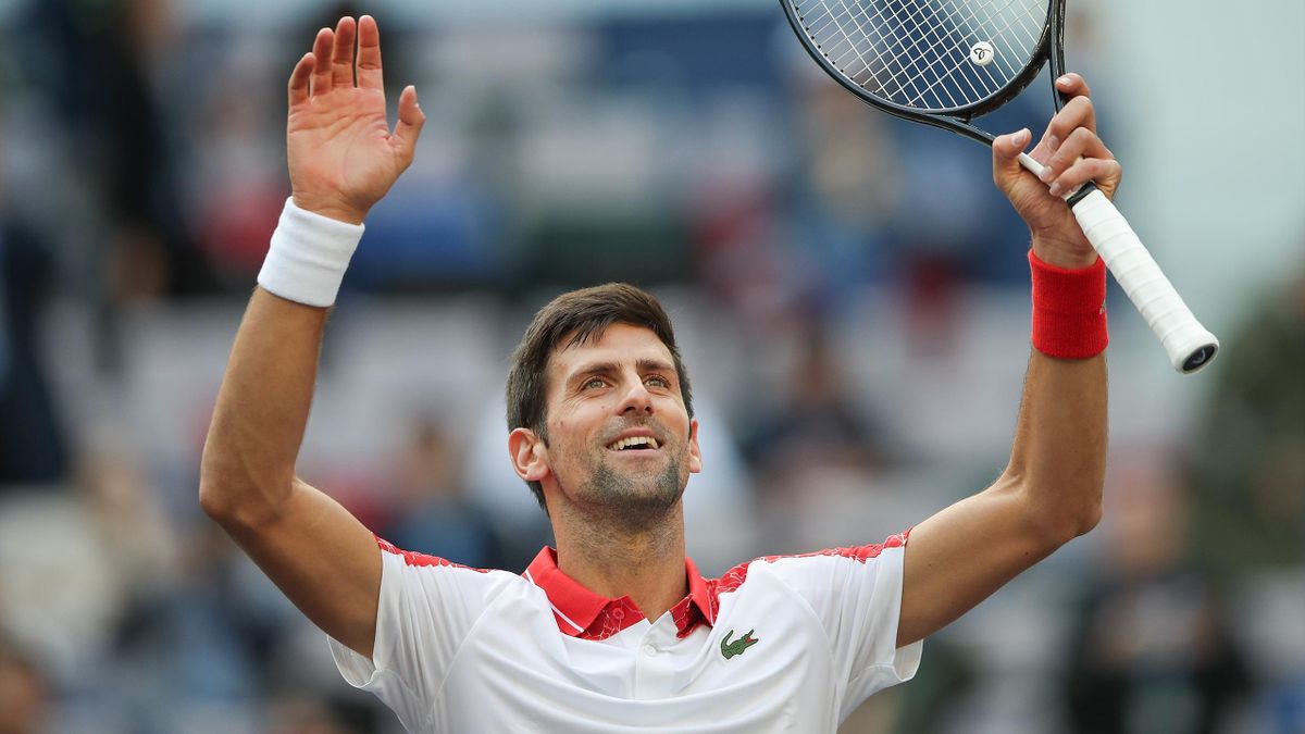 Novak Djokovic celebra su pase a los cuartos de final del Masters 1.000 de Shanghái