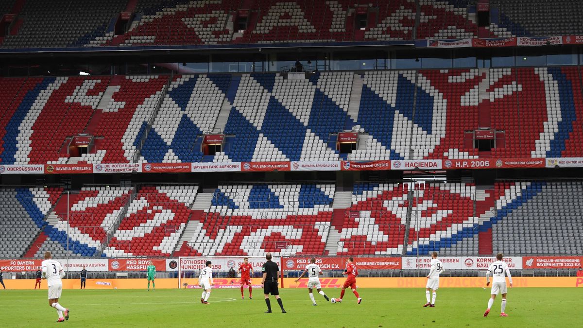 General view inside the stadium during the Bundesliga match between FC Bayern Munich and Eintracht Frankfurt at Allianz Arena on May 23, 2020