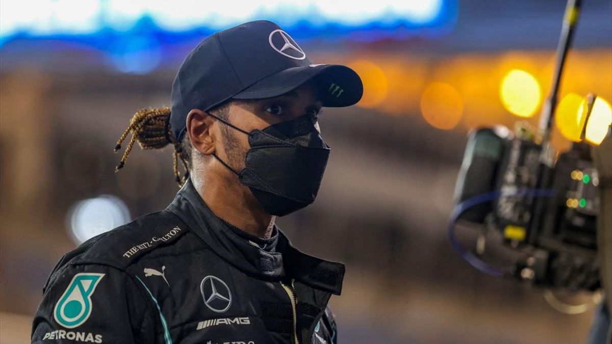 Lewis Hamilton durante le qualifiche del GP Bahrain del Mondiale 2021 di Formula 1