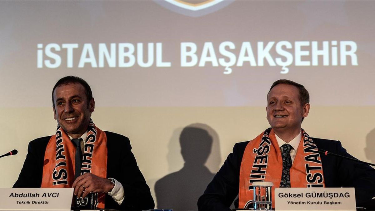 Abdullah Avcı Başakşehirspor'a imzayı attı