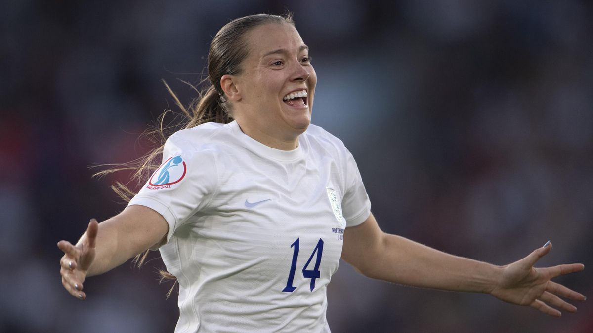 SOUTHAMPTON, ENGLAND - JULY 15: Fran Kirby of England celebrates scoring the first goal during the UEFA Women's Euro England 2022 group A match between Northern Ireland and England at St Mary's Stadium on July 15, 2022 in Southampton, United Kingdom. (Pho