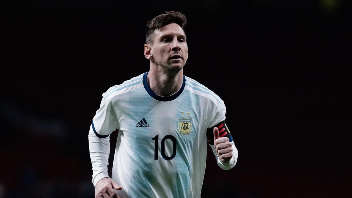 Lionel Messi reacts during the International Friendly match between Argentina and Venezuela at Estadio Wanda Metropolitano on March 22, 2019 in Madrid, Spain.