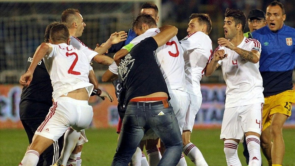 Serbien Gegen Albanien Krieg Wer Hat Gewonnen CAS-Entscheid: Drei Punkte für Albanien gegen Serbien - Eurosport