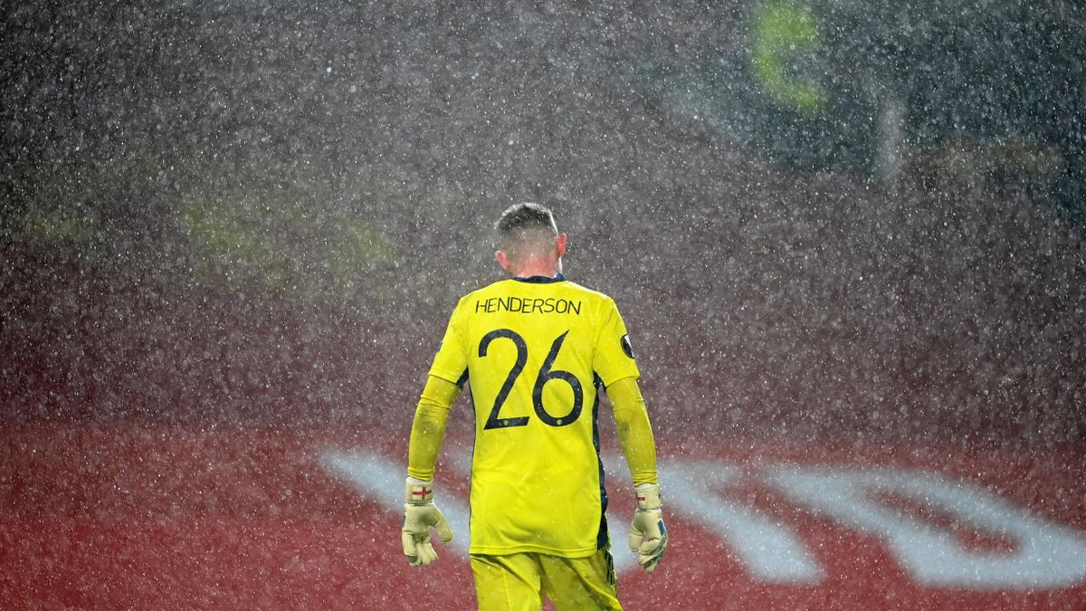 Dean Henderson made a potentially costly error against AC Milan