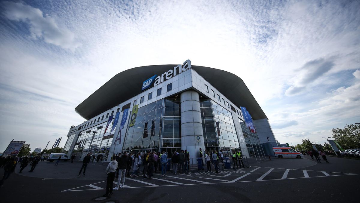 Handball Daniel Hopp Rechnet Fruhestens Im Juli Mit Sport In Der Sap Arena Eurosport