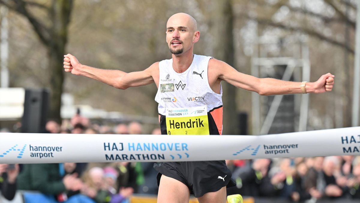 Hendrik Pfeiffer beim Hannover-Marathon 2022