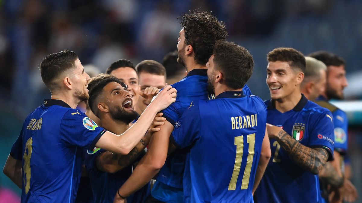 Esultanza Italia durante il match contro la Svizzera a Euro 2020, 16 giugno 2021 (Getty Images)