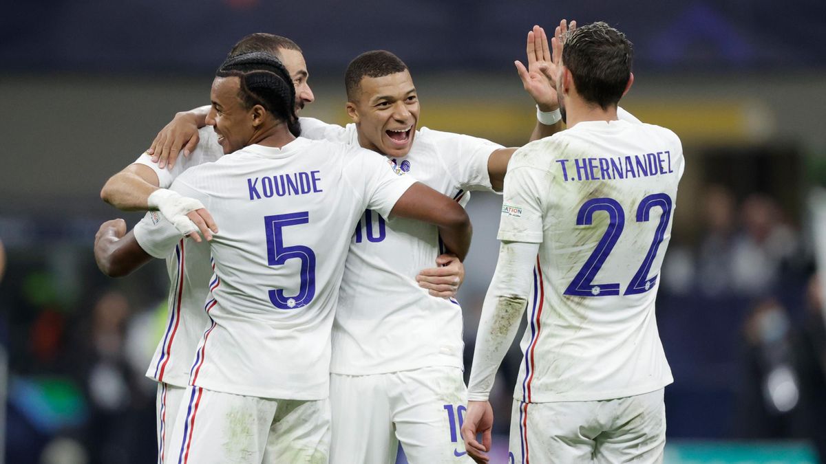 Karim Benzema of France, Kylian Mbappe of France, Jules Kounde of France, Theo Hernandez of France celebrating the victory during the UEFA Nations league match between Spain v France at the San Siro on October 10, 2021 in Milan Italy