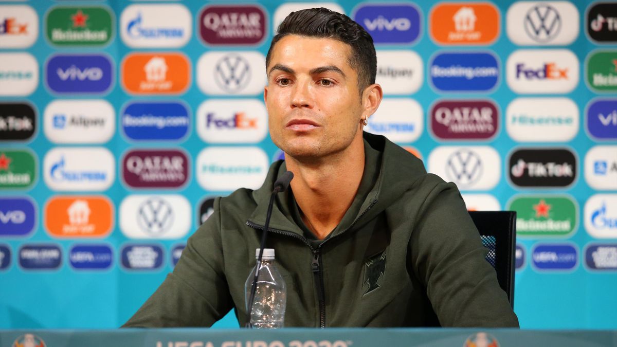 Cristiano Ronaldo a budapesti sajtótájékoztatón  2021 június 14-én