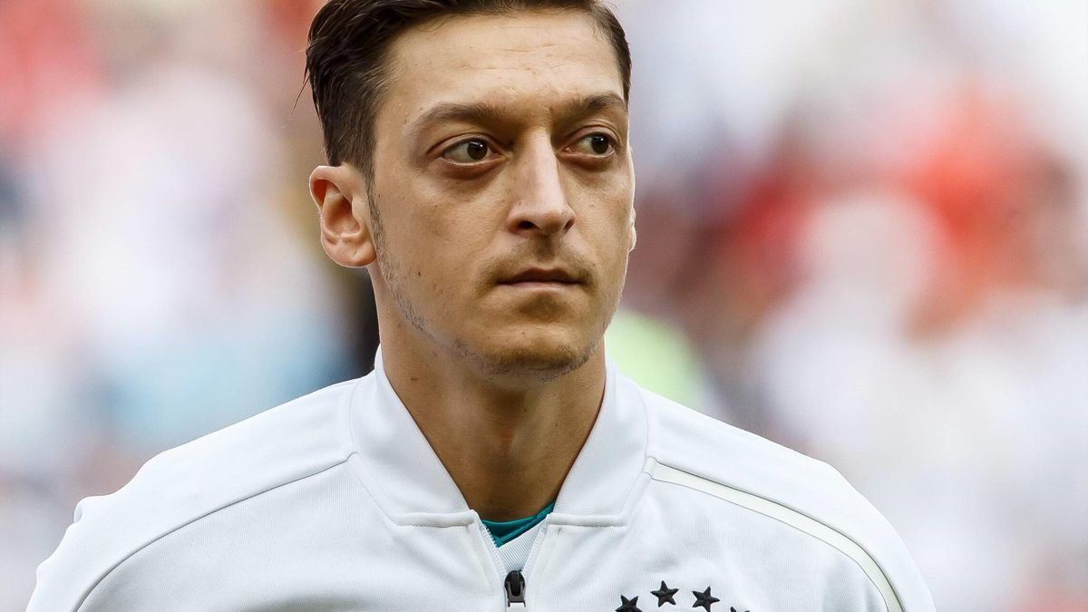Mesut Özil: Arsenal'daki ilk maçını hangi futbolcularla ...