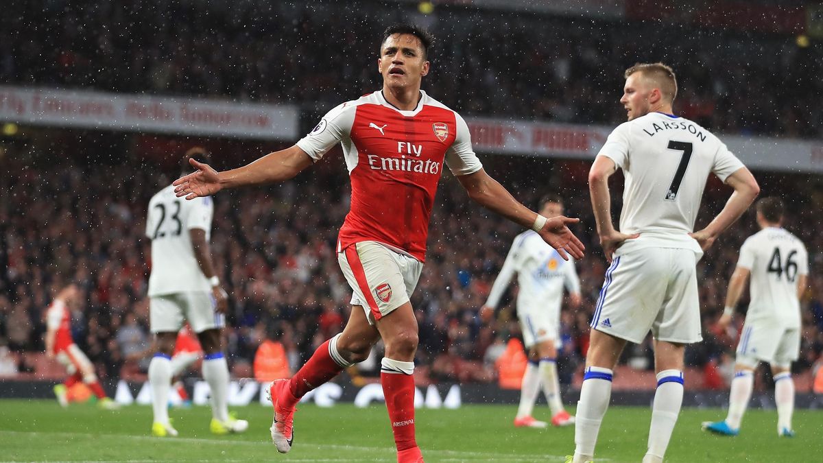 Alexis Sanchez keeps Arsenal's Champions League hopes ...