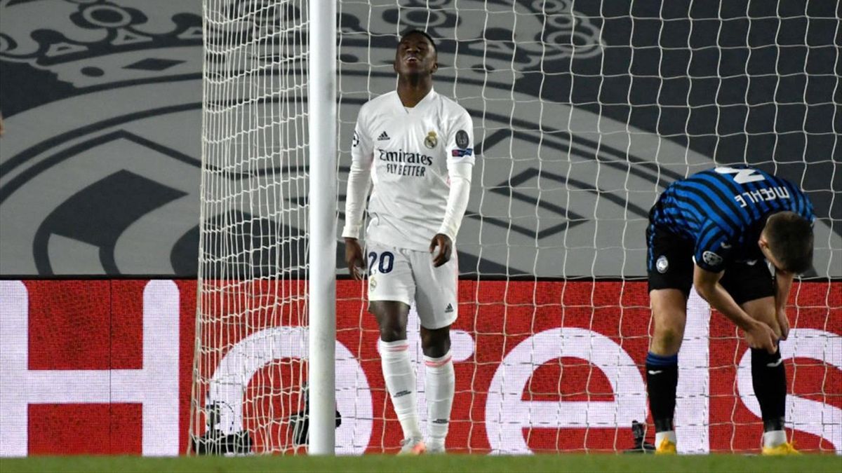 Vinicius Jr. tras fallar una ocasión clara en el Real Madrid-Atalanta