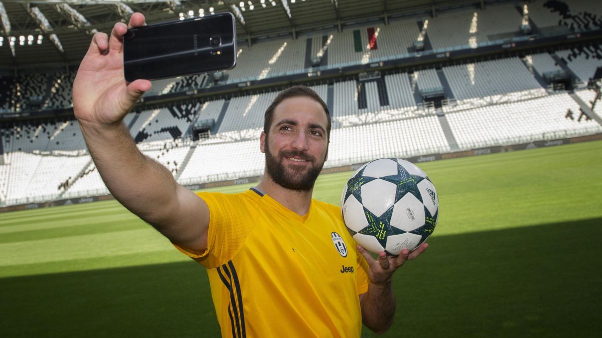 Nicholas Higuain: 