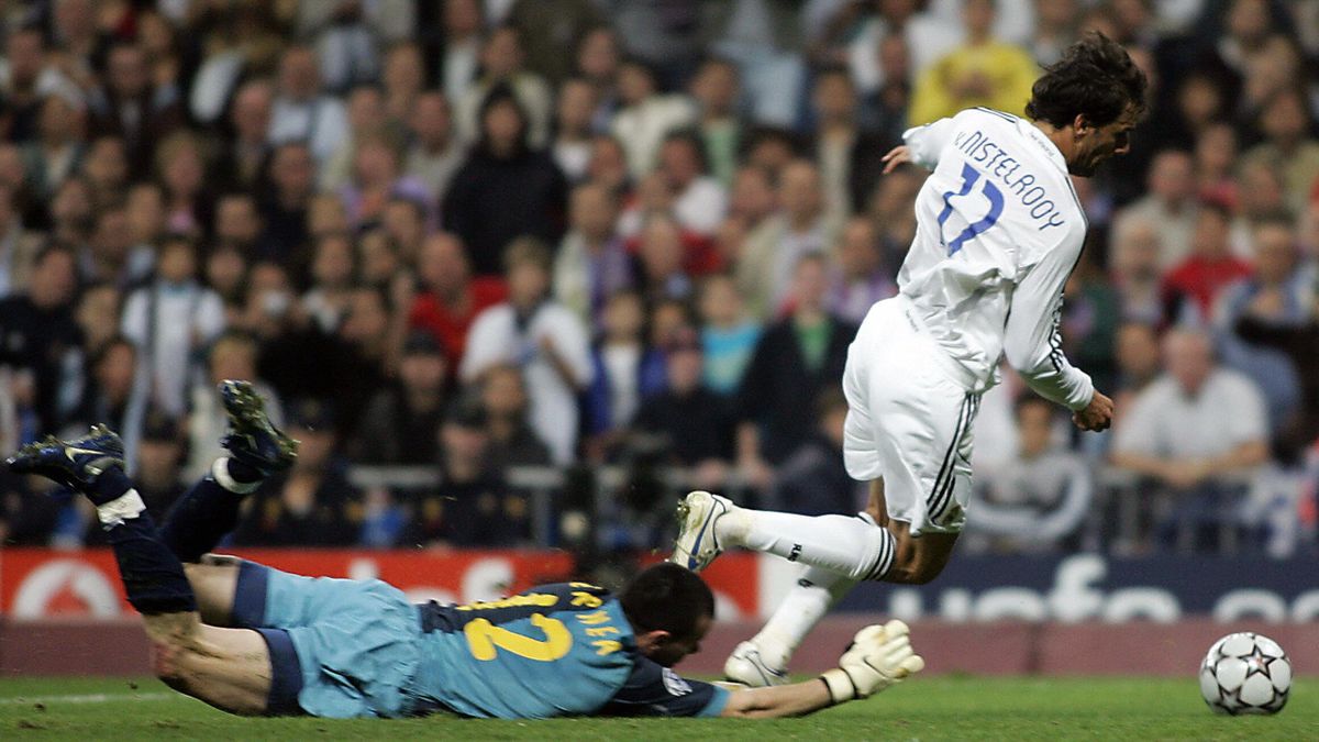 make up Opinion build Real Madrid – FCSB, 15 ani de la un meci memorabil. "Chiar erau  galactici!". Trofeul prețios al lui Petre Marin - Eurosport