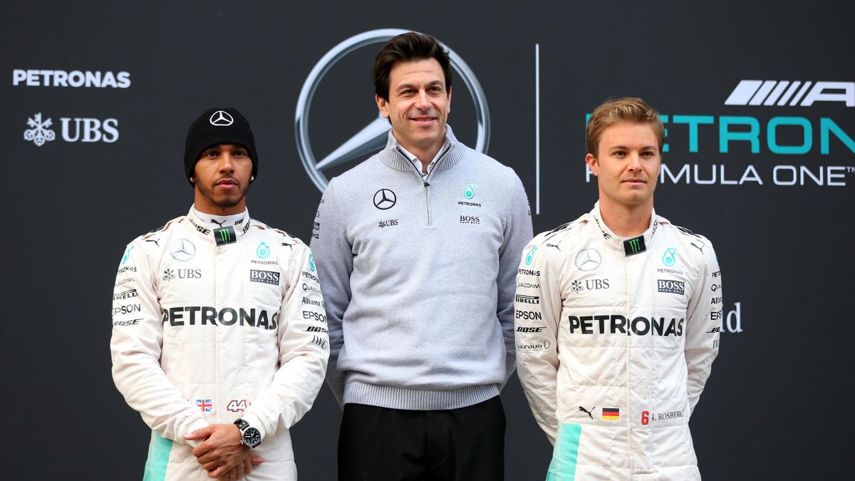 Lewis Hamilton, Toto Wolff et Nico Rosberg (Mercedes) à Montmelo le 22 février 2016