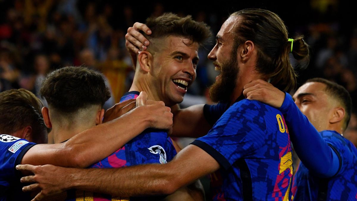 Gerard Pique scores only as Barcelona vital win against Dynamo Kyiv to keep European hopes alive - Eurosport
