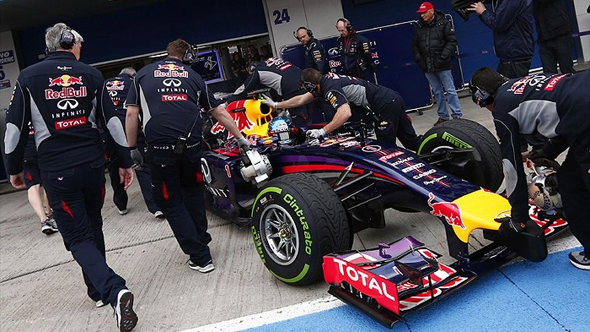 Sebastian Vettel Red Bull Cap - Vettel says Red Bull has new problems - Eurosport