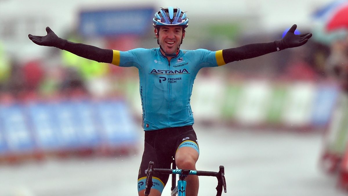 La Vuelta 2020: Richard Carapaz takes lead from Primoz Roglic as Ion ...