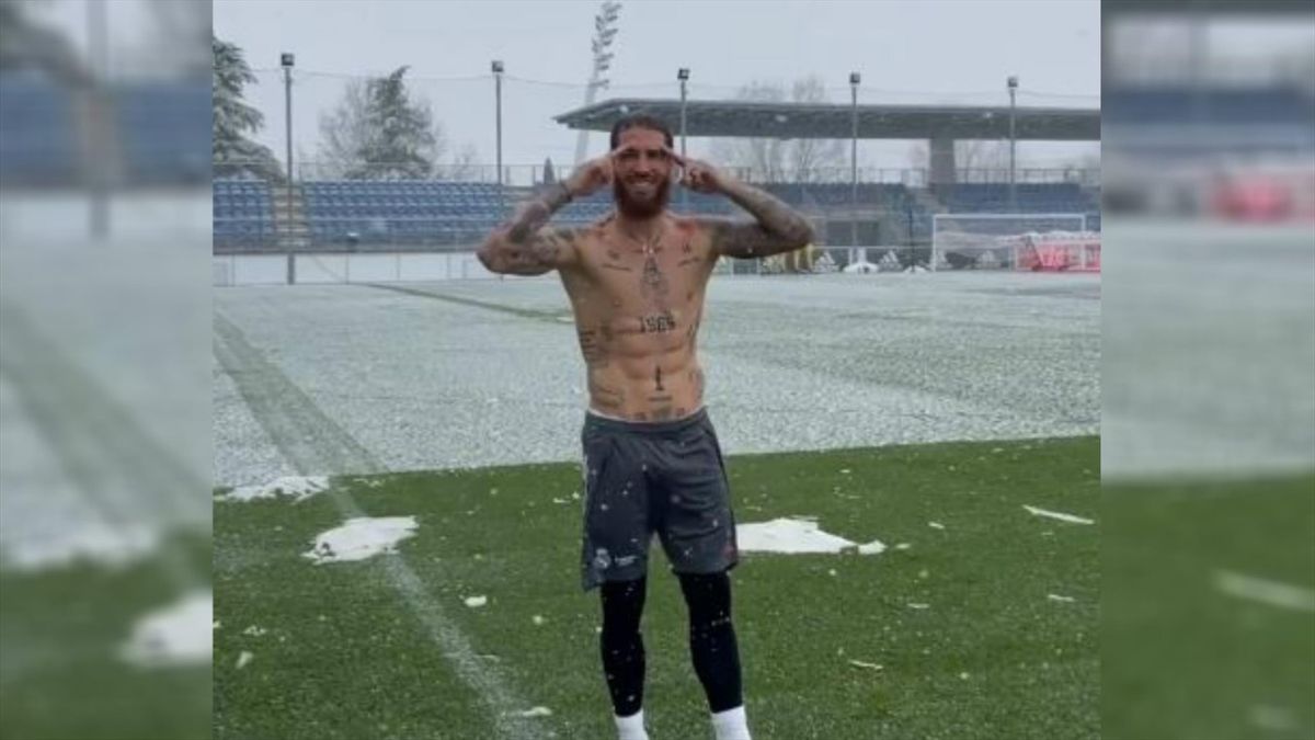 Serhio Ramos Ogolil Tors I Pokazal Biceps Na Fone Zasnezhennogo Polya Eurosport