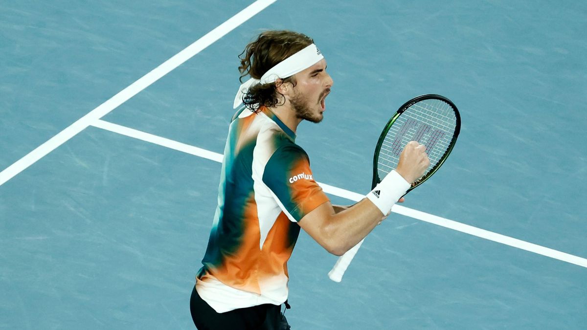 Stefanos Tsitsipas - on the verge of a change in his box?
