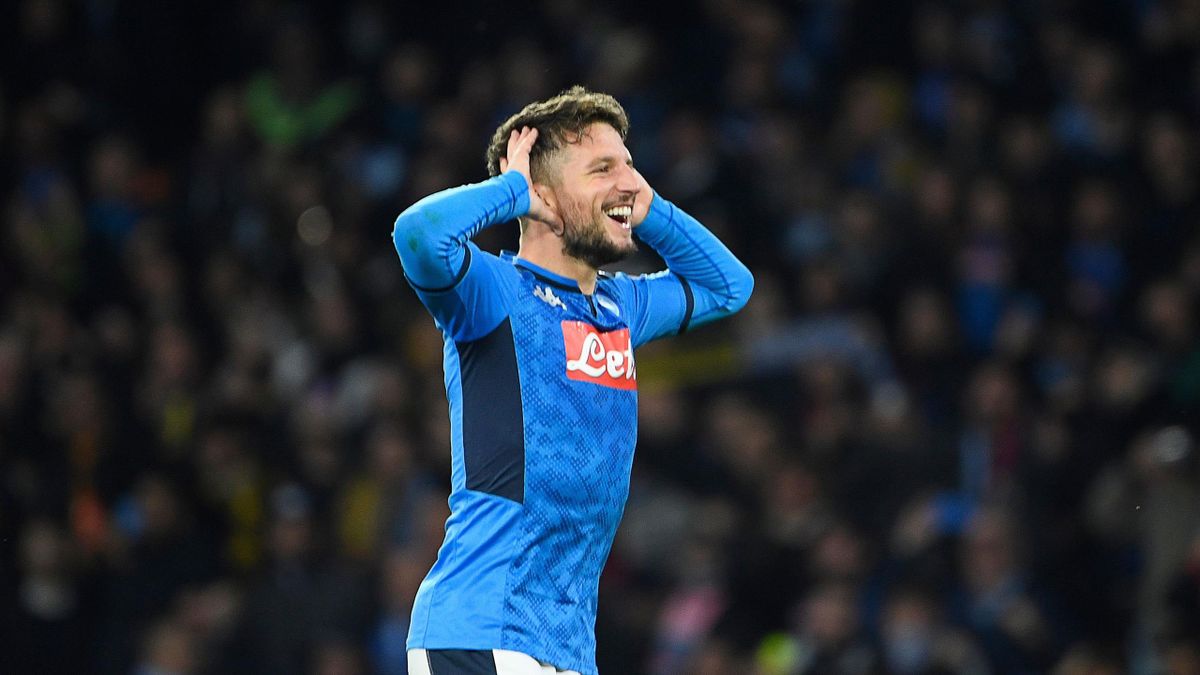 Napoli's Belgian forward Dries Mertens celebrates after scoring a goal during the UEFA Champions League round of 16 first-leg football match between SSC Napoli and FC Barcelona at the San Paolo Stadium in Naples on February 25, 2020.