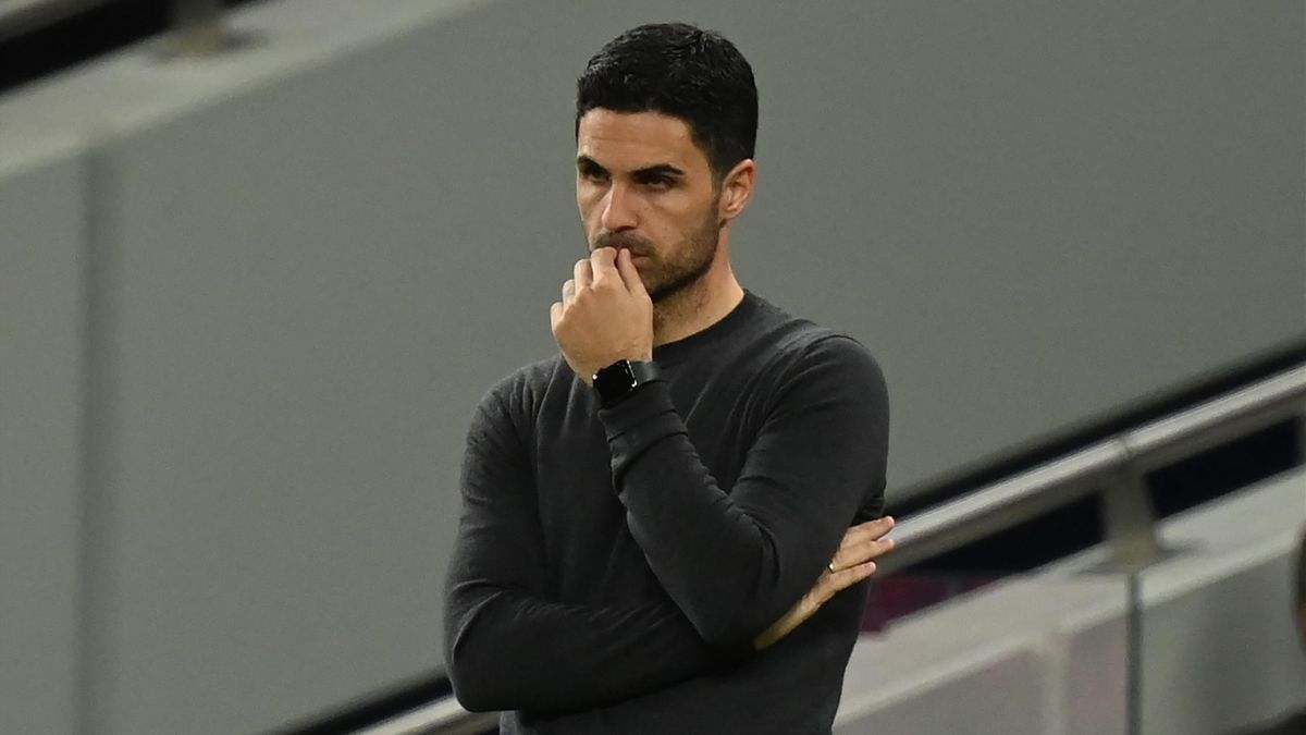 Arsenal's Spanish manager Mikel Arteta gestures on the touchline during the English Premier League football match between Tottenham Hotspur and Arsenal at Tottenham Hotspur Stadium in London, on May 12, 2022.