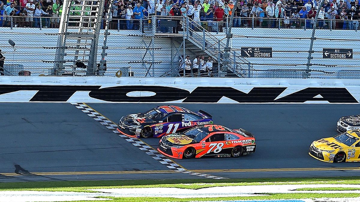 Denny Hamlin takes Daytona 500 in dramatic photofinish Eurosport