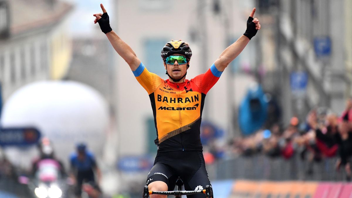 Jan Tratnik wint de zestiende etappe in de Giro d'Italia van 2020.