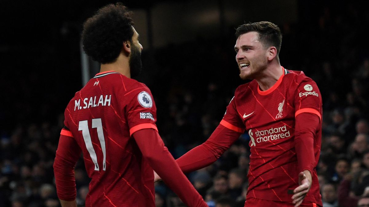Mohamed Salah (l.) und Andy Robertson vom FC Liverpool