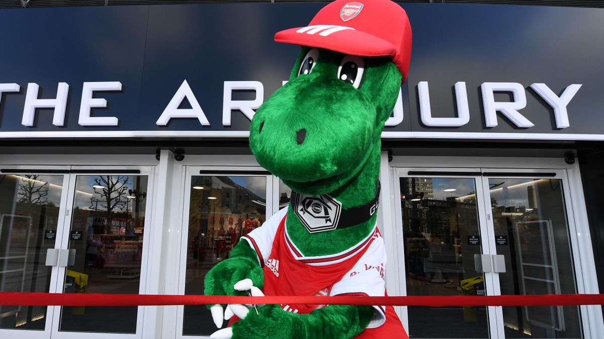 Arsenal Mascot Gunnersaurus Sacked Due To Covid 19 Cost Cutting Measures Report Eurosport