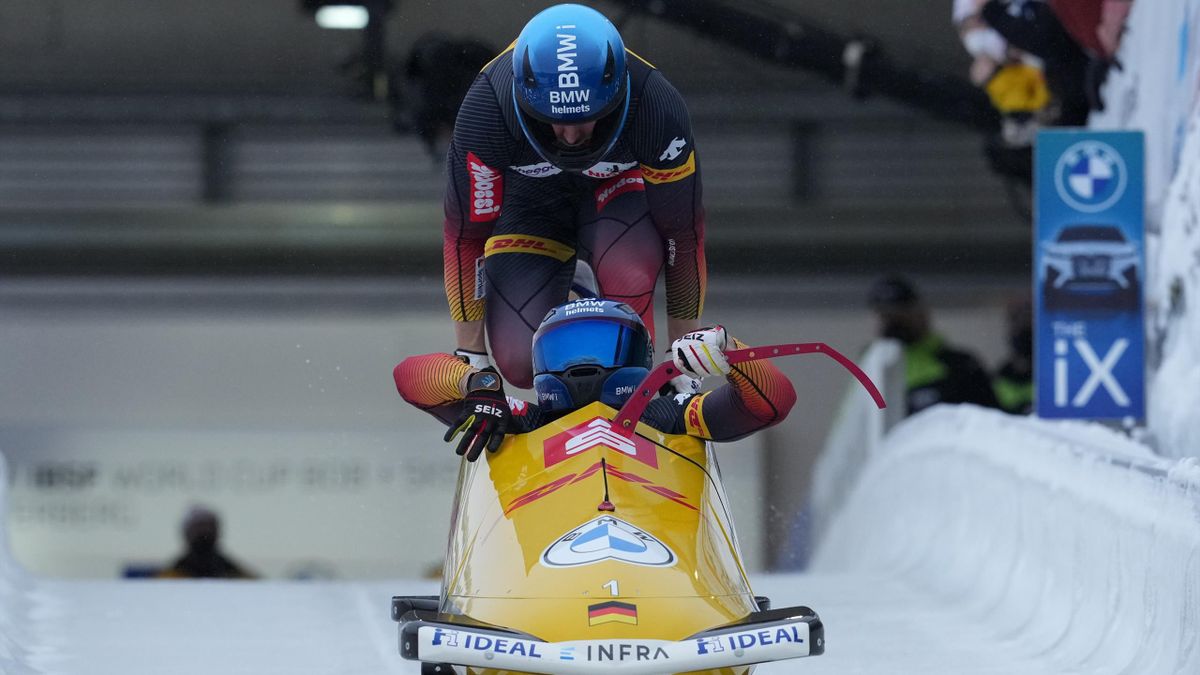 Francesco Friedrich and Alexander Schueller of Germany compete in the 2-man Bobsleigh during the BMW IBSF Bob & Skeleton World Cup at VELTINS-EisArena on January 8, 2022 in Winterberg, Germany
