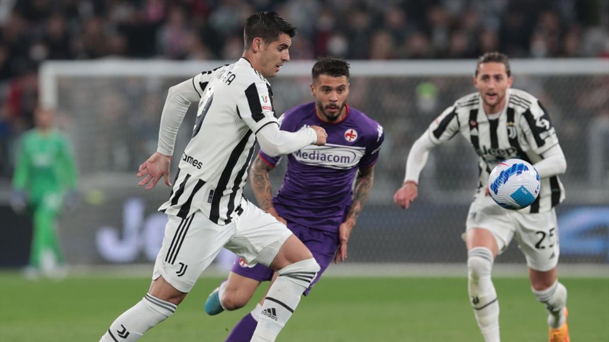 Alvaro Morata in azione durante Juventus-Fiorentina - Coppa Italia 2021-22